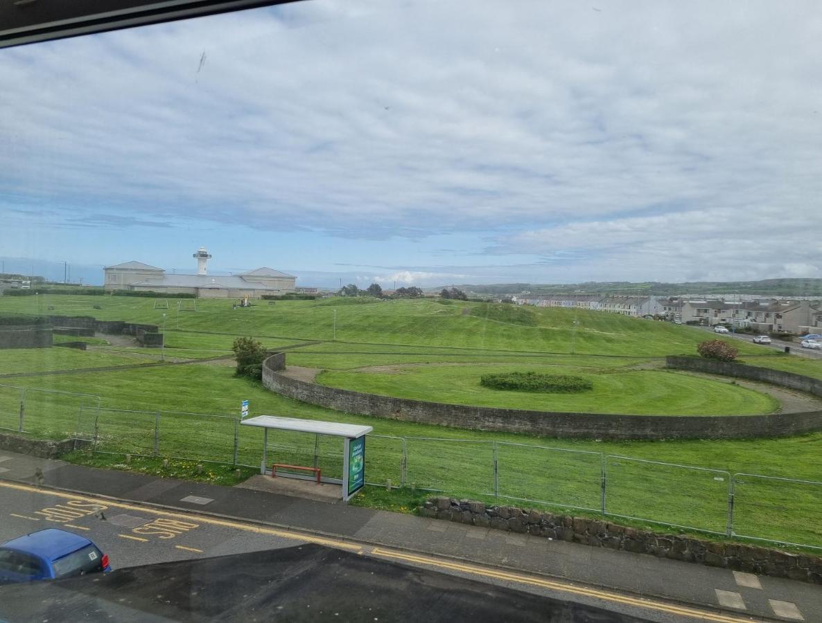 5 West Beach - Portrush By The Sea Exteriör bild