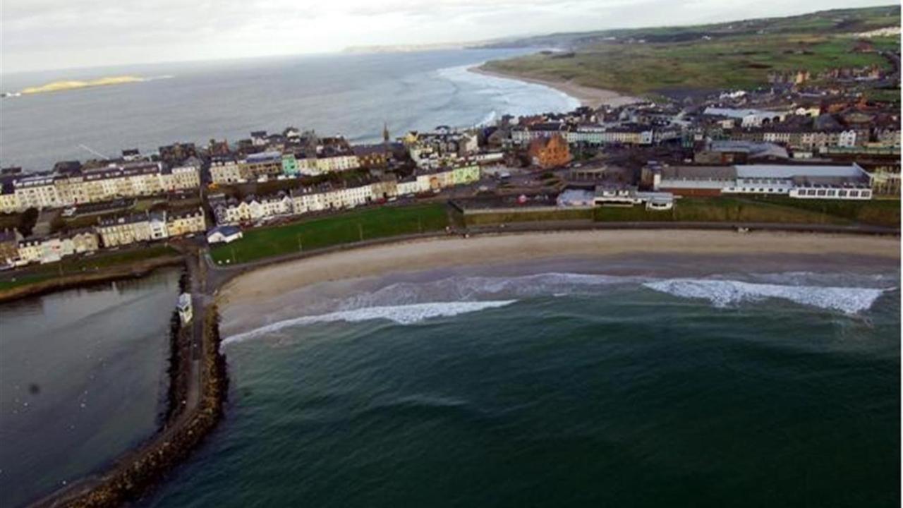 5 West Beach - Portrush By The Sea Exteriör bild